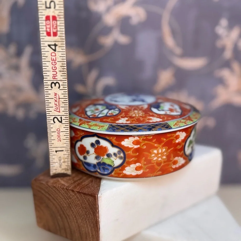 Vintage Estate Takahashi Imari Porcelain Trinket Box